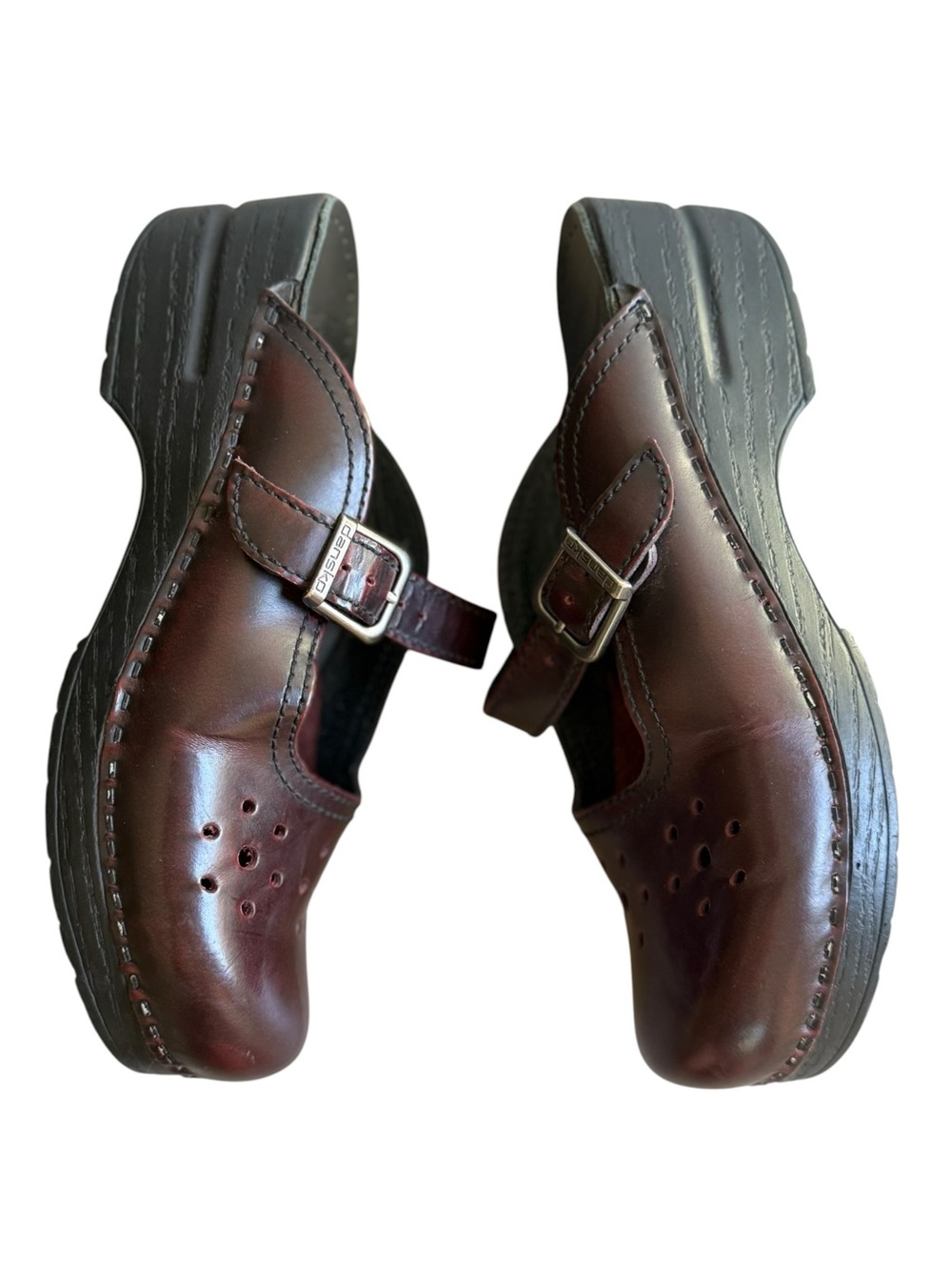 Dansko Merrie Burgundy Leather Mary Jane Clogs Buckle Strap Perforated 38 Scandi - Picture 5 of 11